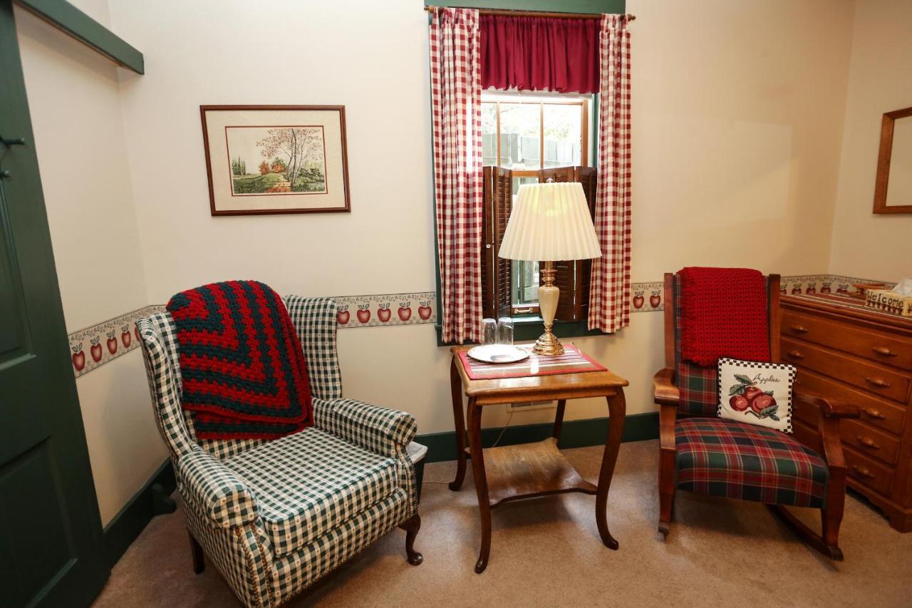Watson Estate Bnb & Deer Creek Winery Uniontown Dış mekan fotoğraf